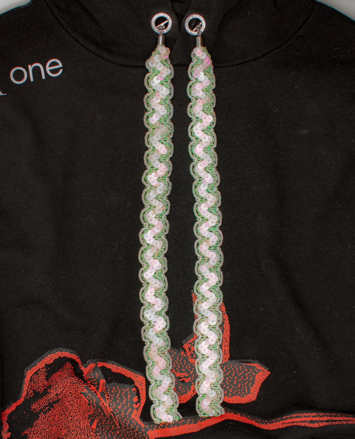 Sequin & Glitter Wave Stringz