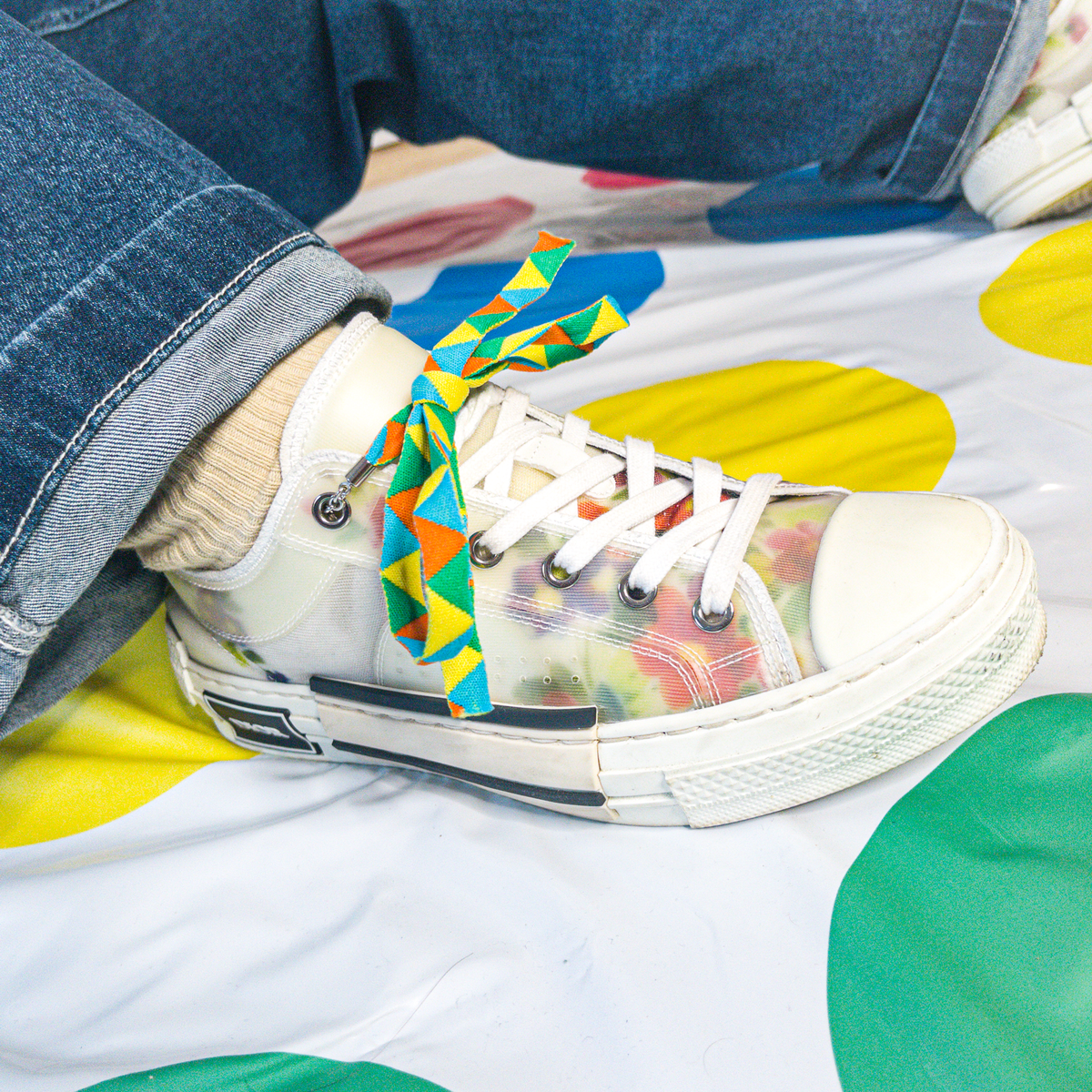 Abstract Quilted Lace Stringz