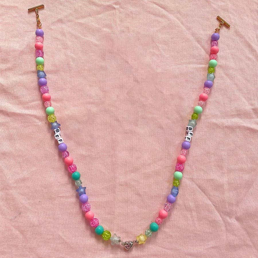 BFF Bead Stringz with Heart Magnet by Dilly Donut Designs