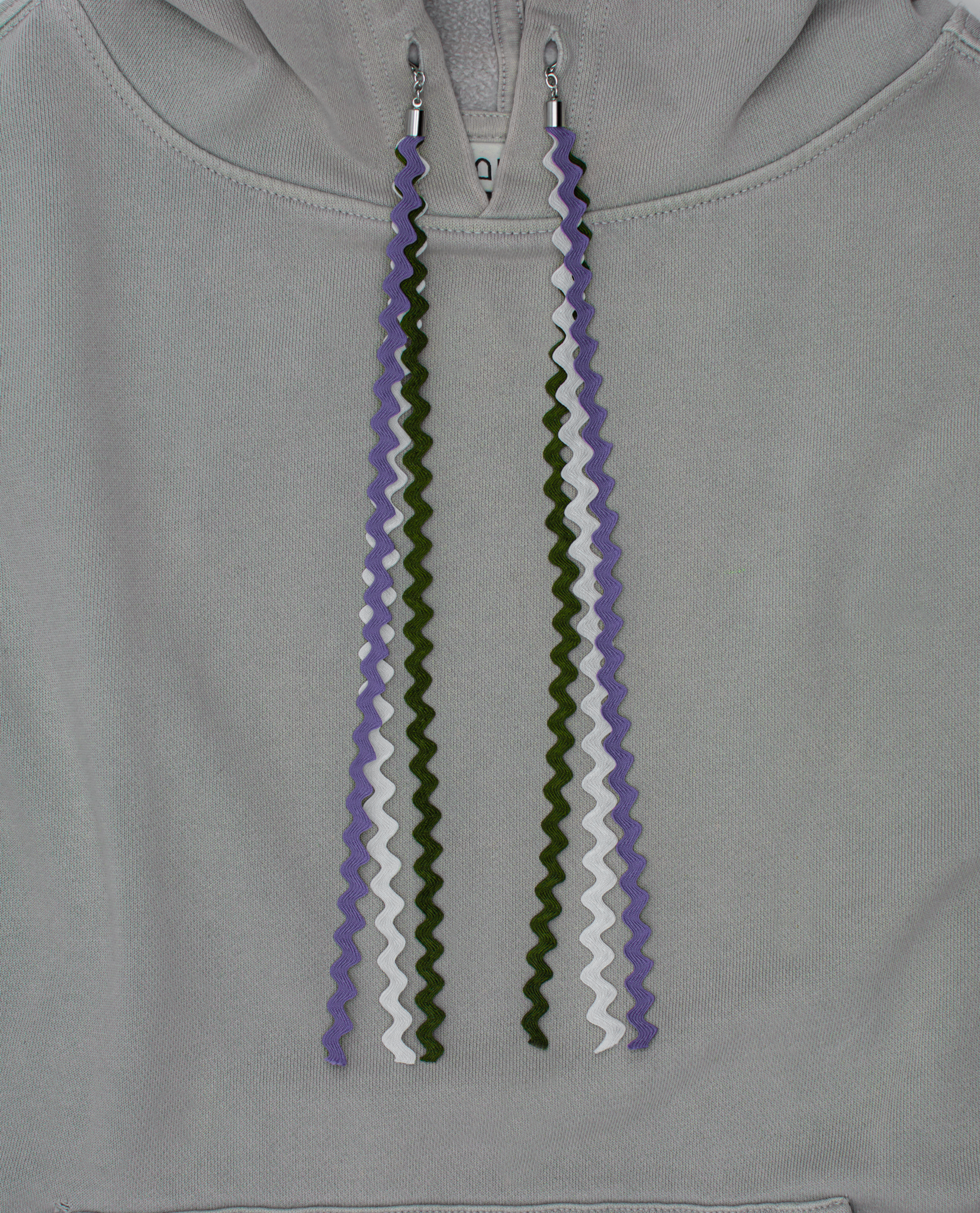 Triple Ripple Ribbon | Brando Vassallo x SMILE STRINGZ Charms